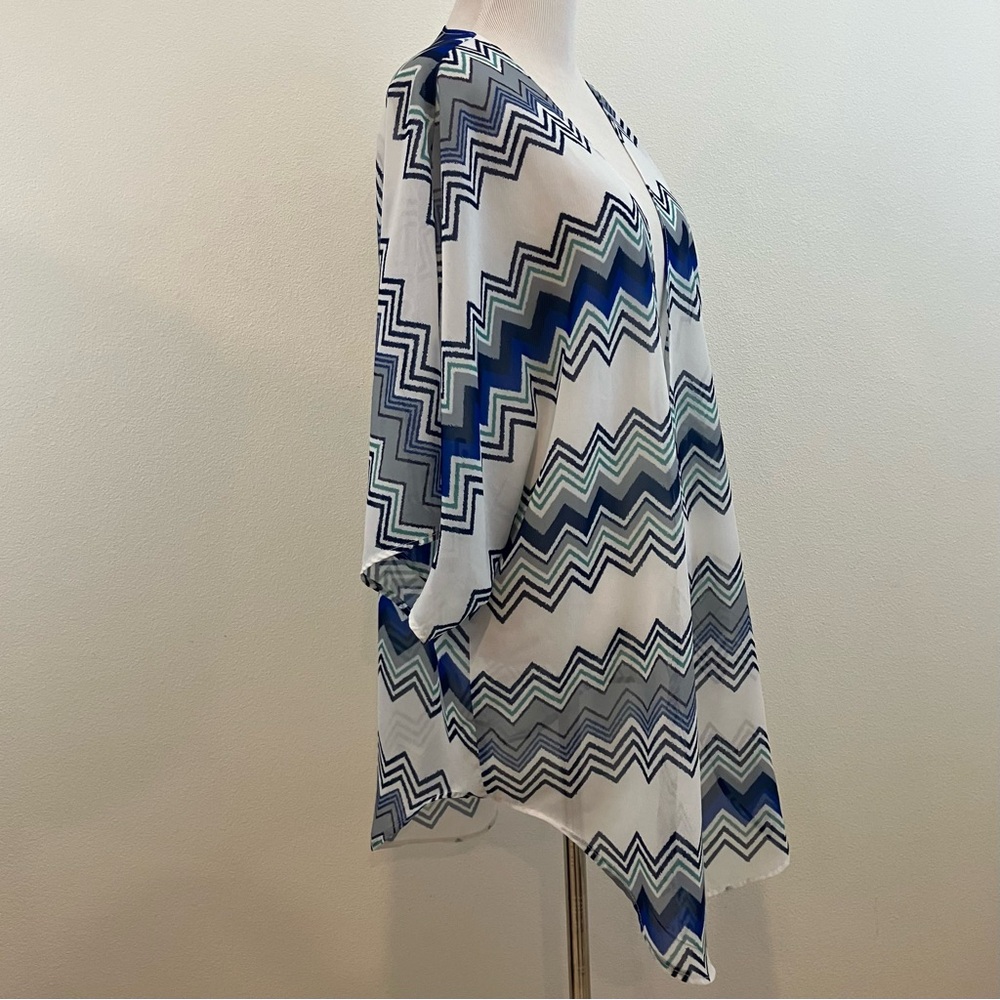 Chevron Print Kimono - Picture 2 of 5